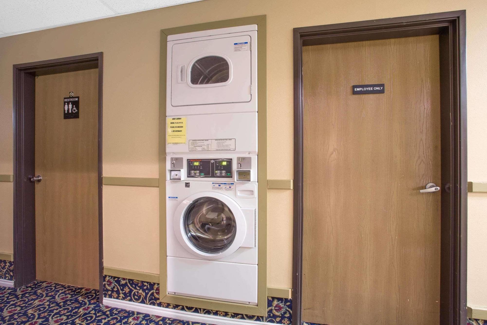 Super 8 By Wyndham Vernal Ut Bagian luar foto