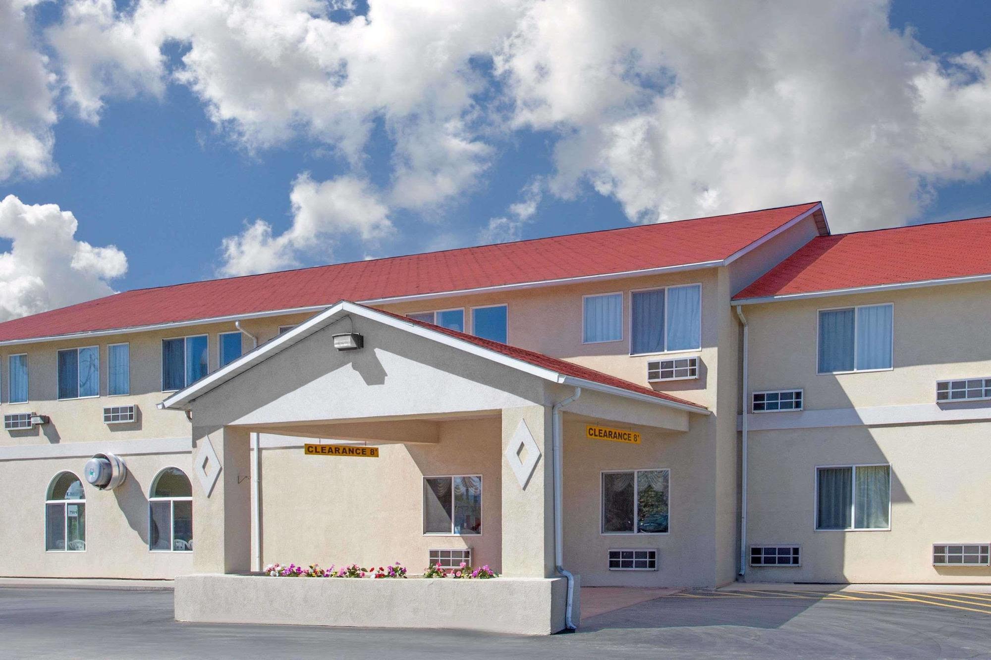Super 8 By Wyndham Vernal Ut Bagian luar foto