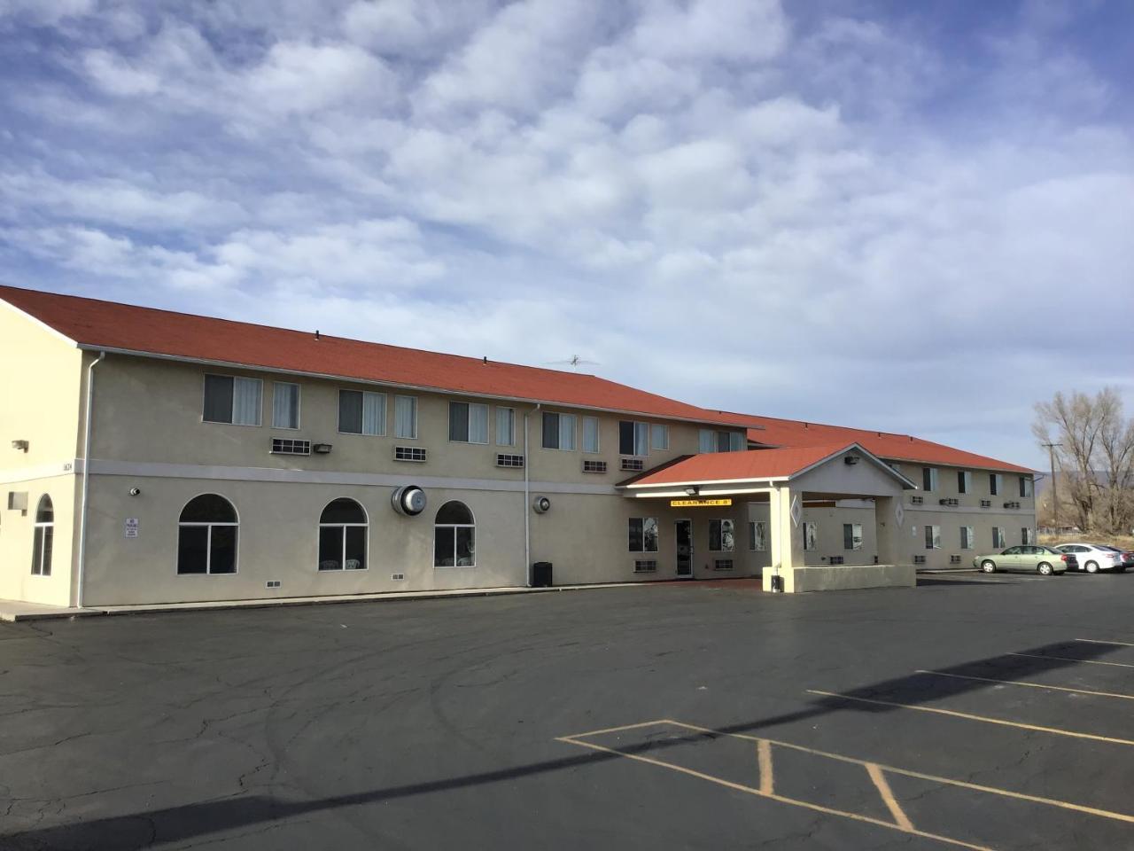 Super 8 By Wyndham Vernal Ut Bagian luar foto
