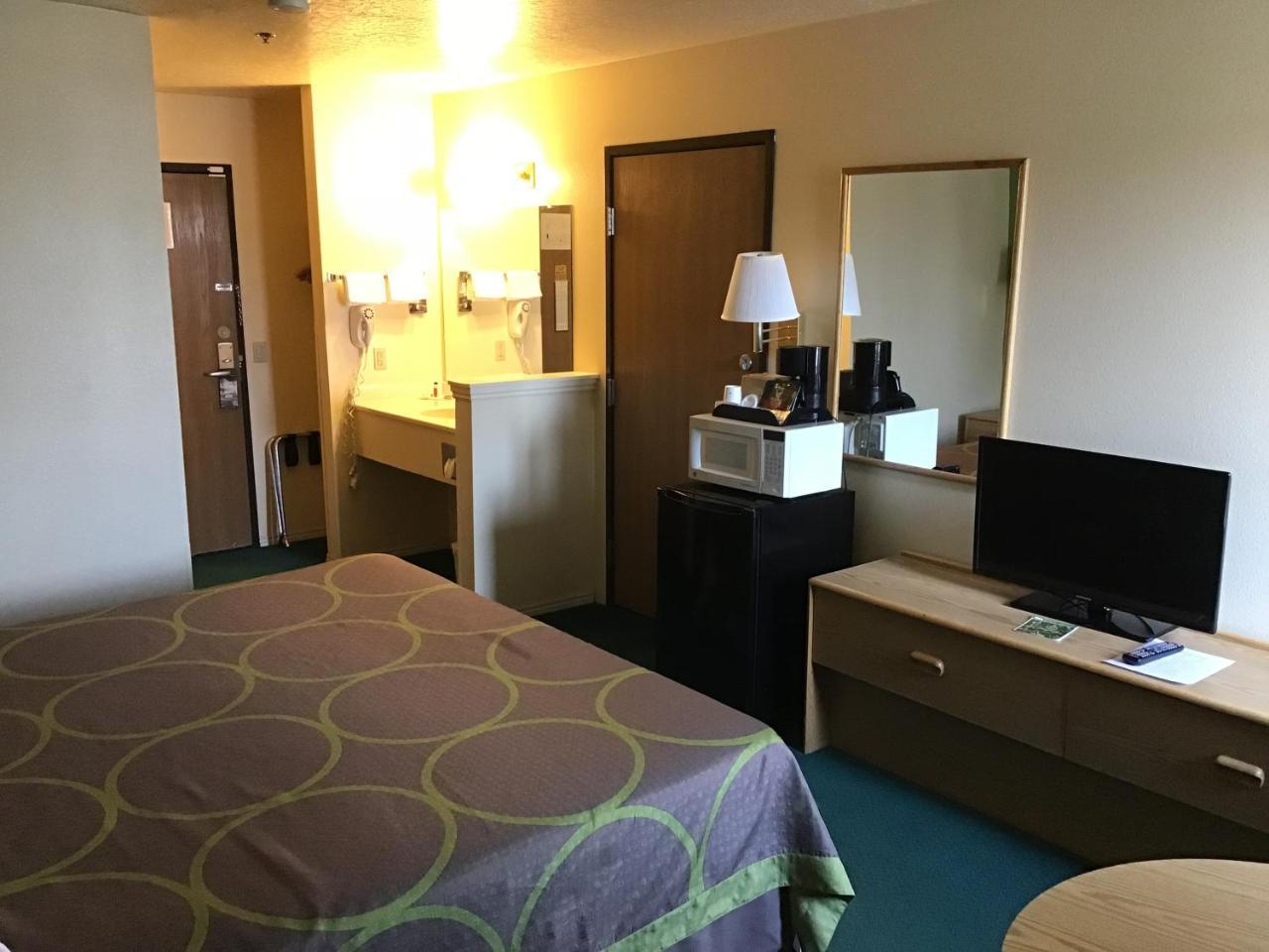 Super 8 By Wyndham Vernal Ut Bagian luar foto