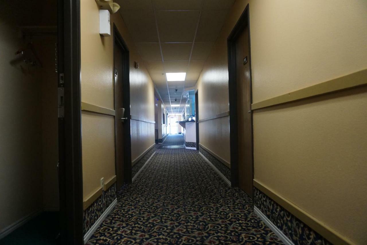 Super 8 By Wyndham Vernal Ut Bagian luar foto